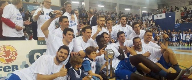 LEB Oro: Le coach Porfirio Fisac et Abdoulaye Ndoye sacrés Champions avec Gipuzkoa - wiwsport